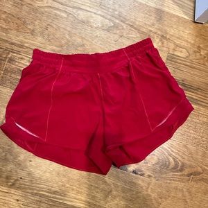 Lululemon low rise Hotty Hots